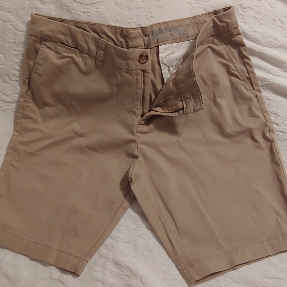 Tan Bermuda shorts